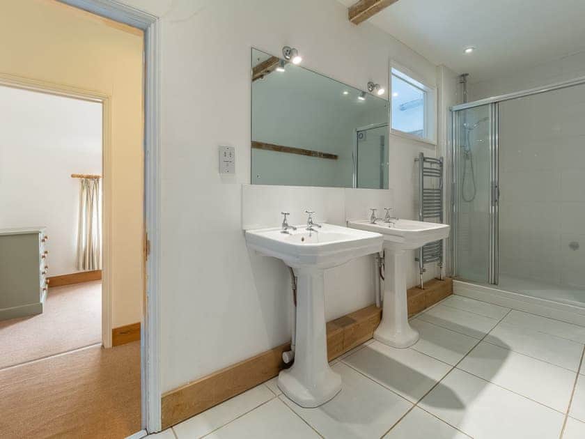 Bathroom | Belchamp Hall Coach House - Belchamp Cottages, Belchamp Walter