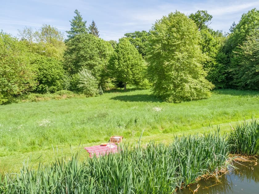 Garden and grounds | The Calf Pens, Layham