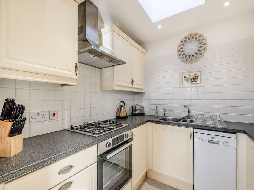 Kitchen | Juice Trump - Poachers Hideaway, Belchford