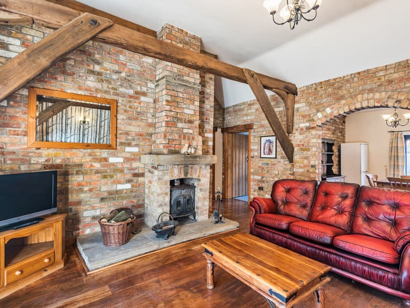 Living room | Shire Horse Barn - Poachers Hideaway, Belchford