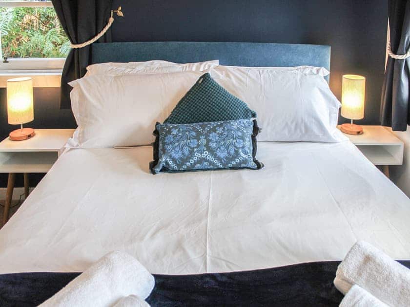 Double bedroom | Dunvarrich Cottage, Kyle of Lochalsh