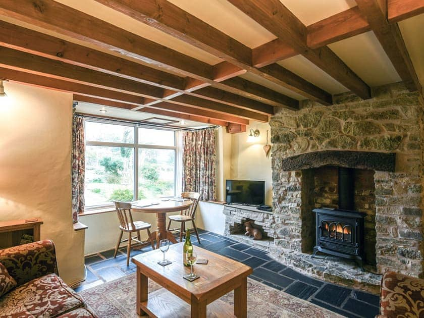 Living room/dining room | Curlew Cottage - Shropshire Retreats, Bishops Castle