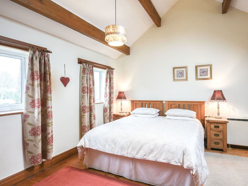 Double bedroom | Curlew Cottage - Shropshire Retreats, Bishops Castle