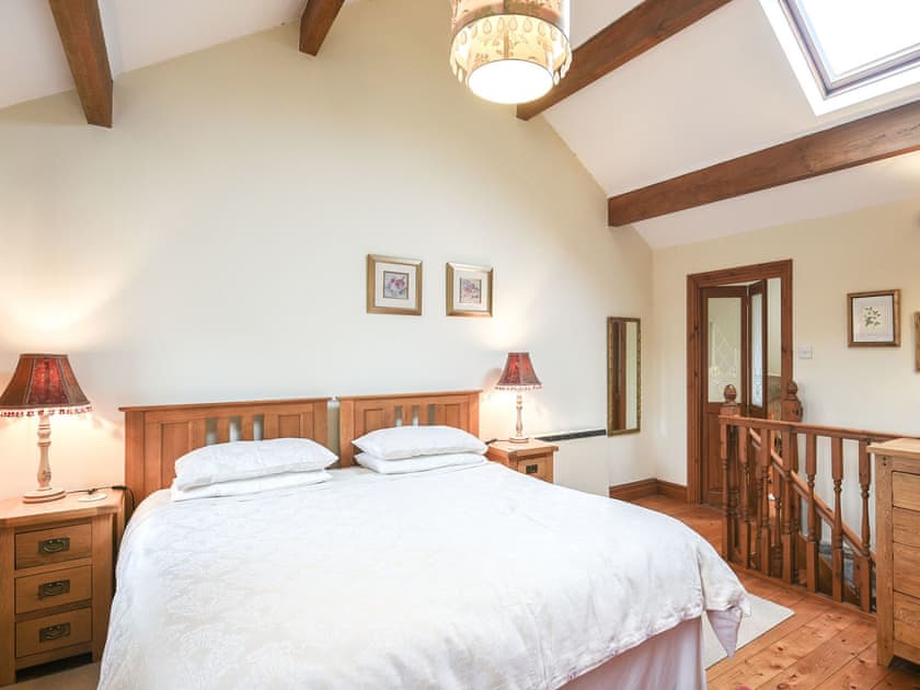 Double bedroom | Curlew Cottage - Shropshire Retreats, Bishops Castle