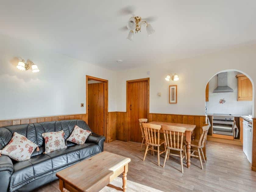 Living room/dining room | Viking Cottage - Poachers Hideaway, Belchford