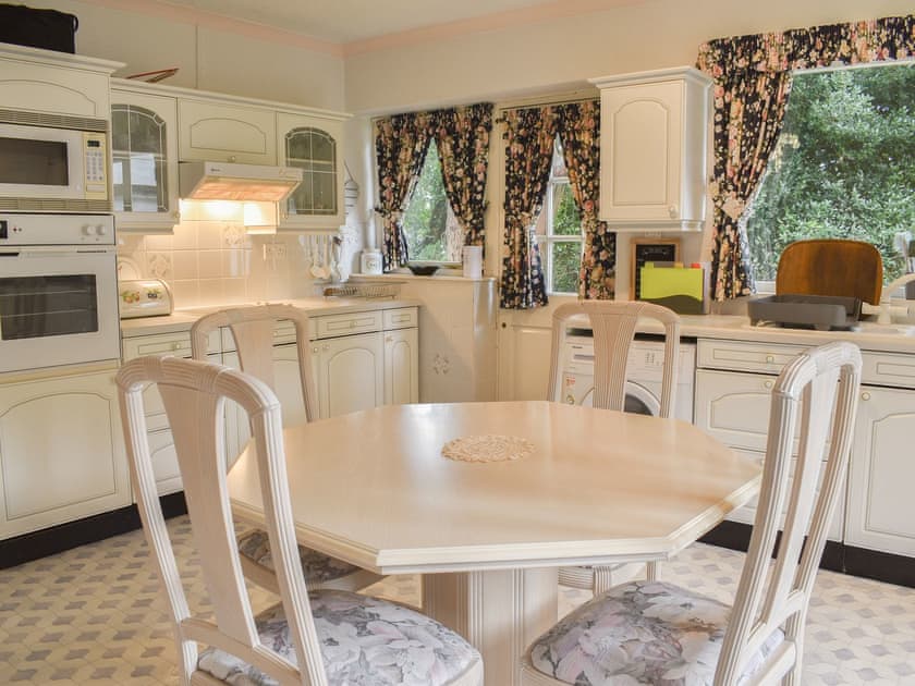 Kitchen/diner | Ty’r Glyn, Llanbedrog