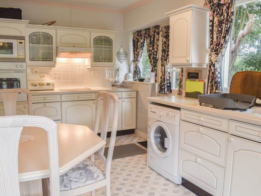 Kitchen/diner | Ty’r Glyn, Llanbedrog