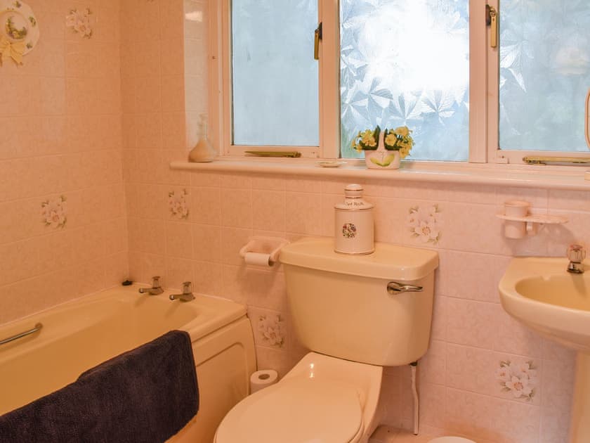 En-suite | Ty’r Glyn, Llanbedrog