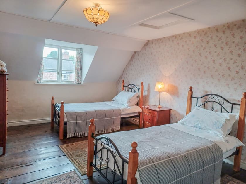 Twin bedroom | Ellinor House, Cleobury Mortimer, near Ludlow