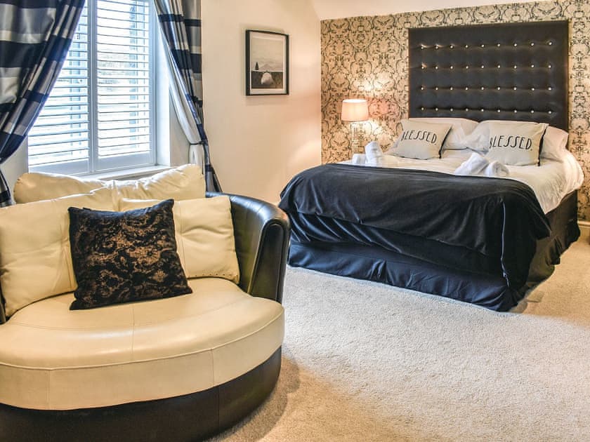 Double bedroom | Acw House, Llanbedr