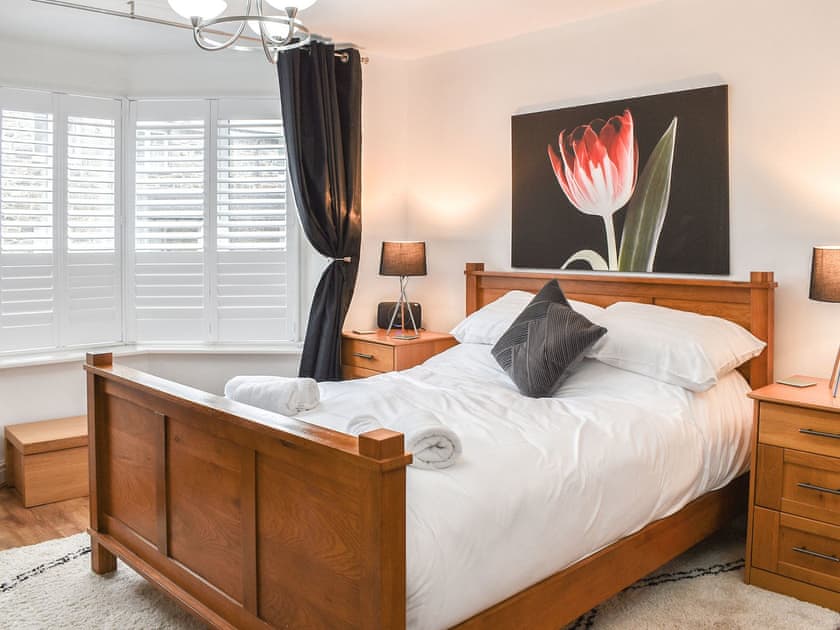 Double bedroom | Acw House, Llanbedr
