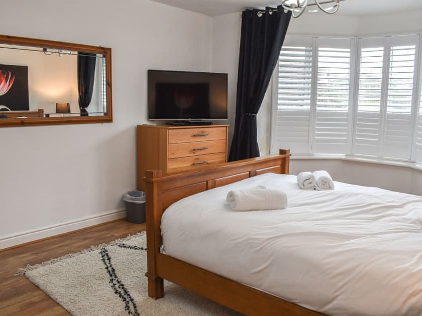 Double bedroom | Acw House, Llanbedr