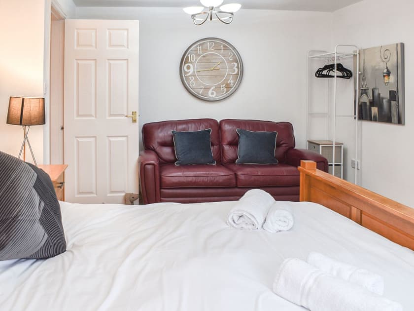 Double bedroom | Acw House, Llanbedr