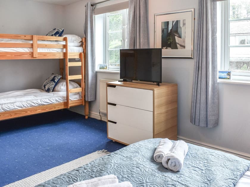 Family bedroom | Acw House, Llanbedr