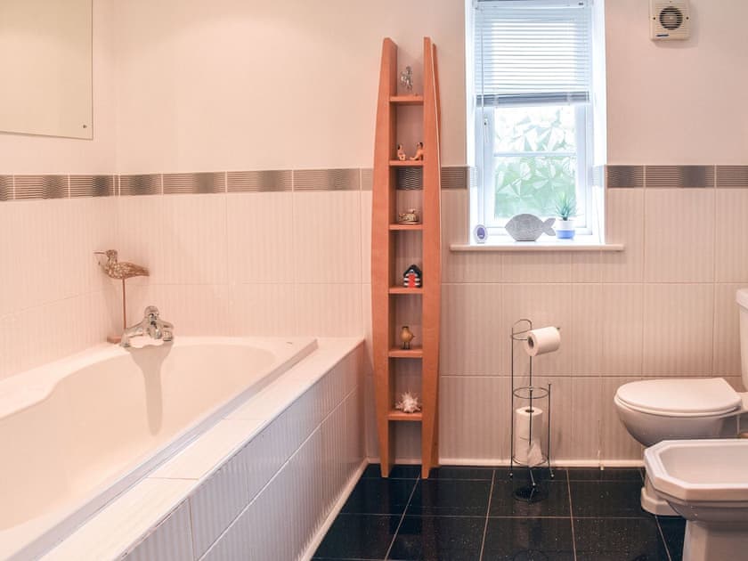 Bathroom | Acw House, Llanbedr
