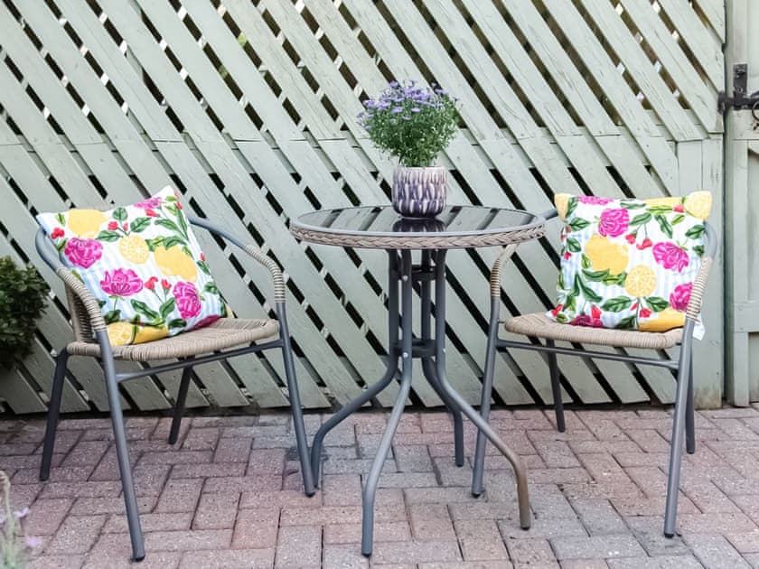 Patio | Acw House, Llanbedr