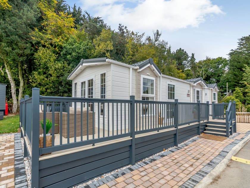 Exterior | European Lodge - Lady Edith’s Duo, Scarborough