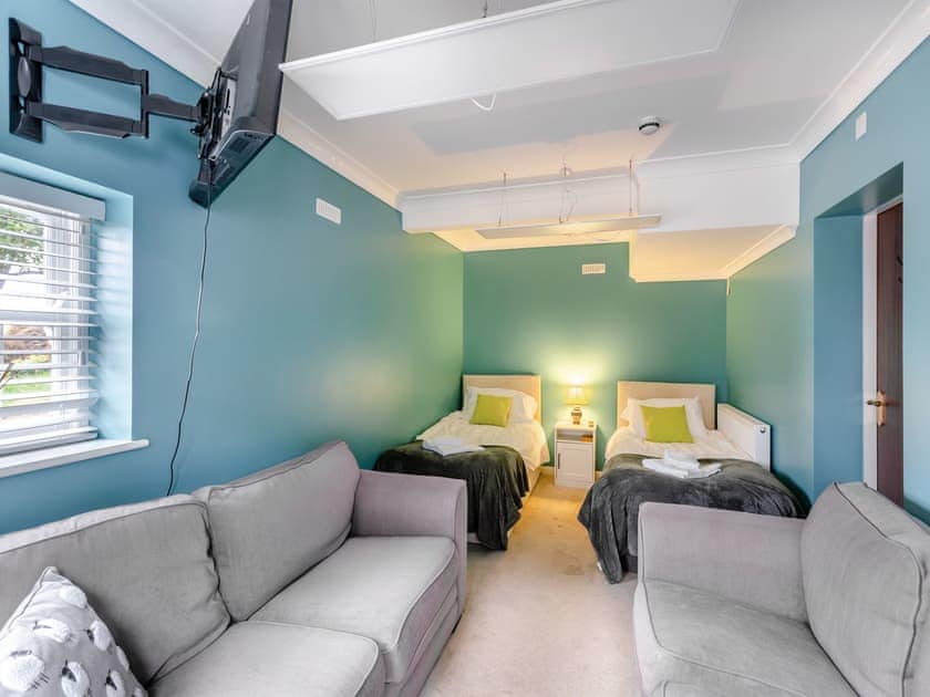 Twin bedroom | The Wing at Brook Hall, Wighill, near York