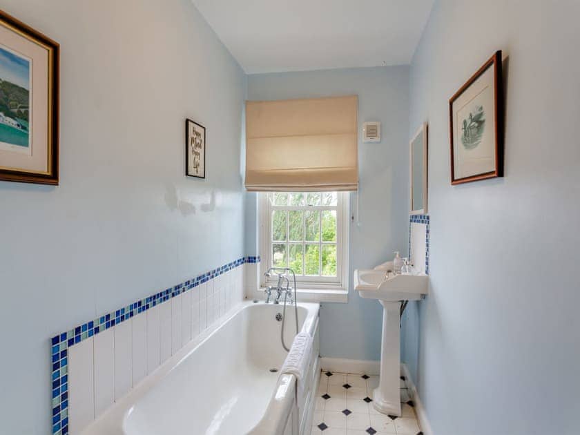 Bathroom | The Wing at Brook Hall, Wighill, near York