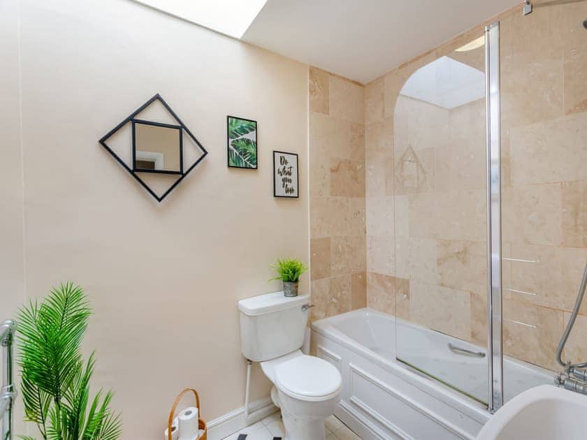 Bathroom | The Wing at Brook Hall, Wighill, near York