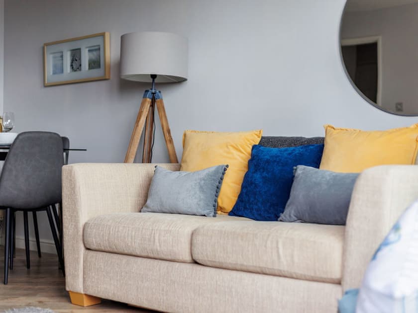 Open plan living space | Harbourside Retreat, Poole