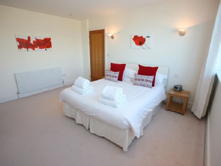 Double bedroom | Jeanneau, Poole