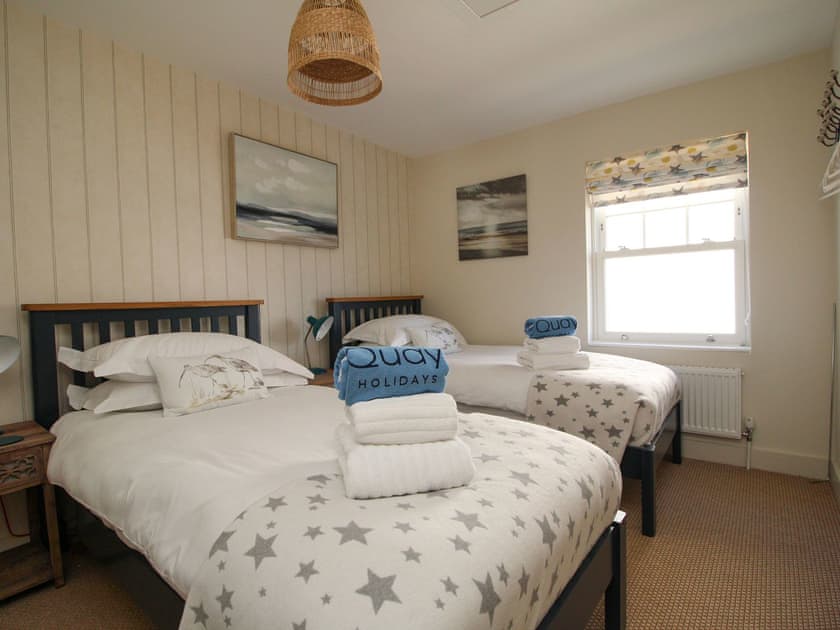 Twin bedroom | Lobster Cottage, Poole