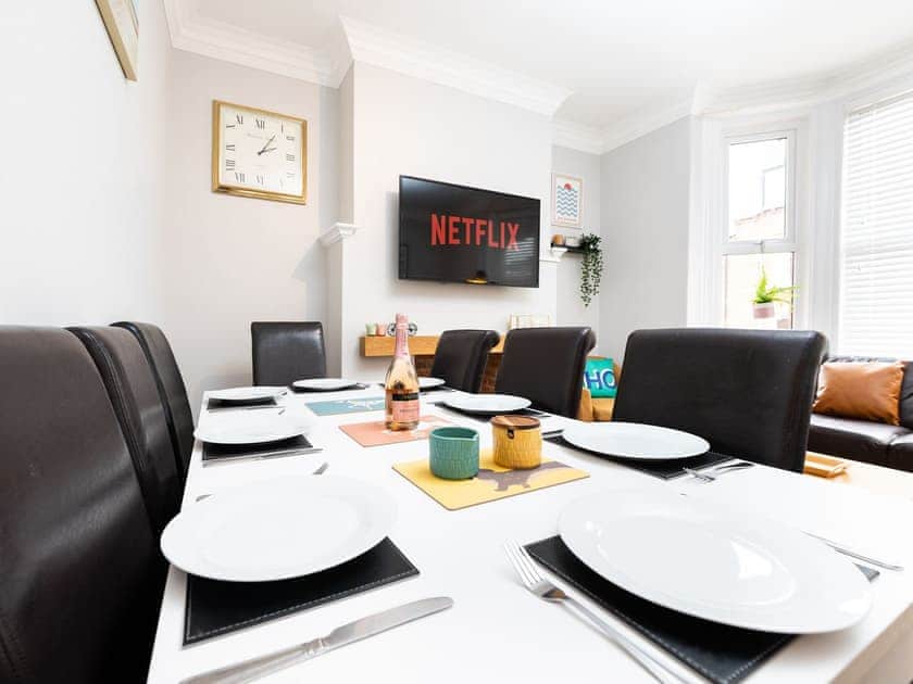Living room/dining room | Ashville Lodge - Ashville Houses, Scarborough