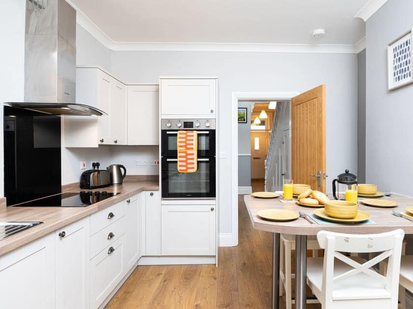 Kitchen | Ashville Lodge - Ashville Houses, Scarborough