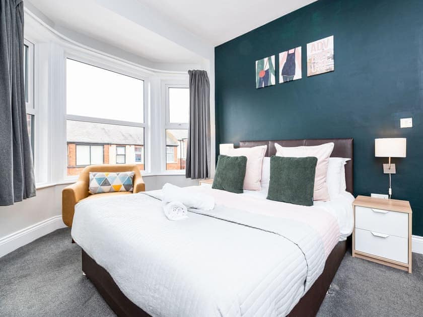 Double bedroom | Ashville Lodge - Ashville Houses, Scarborough