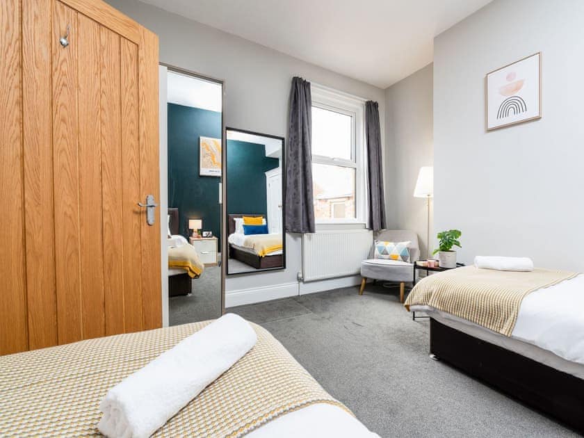 Double bedroom | Ashville Lodge - Ashville Houses, Scarborough