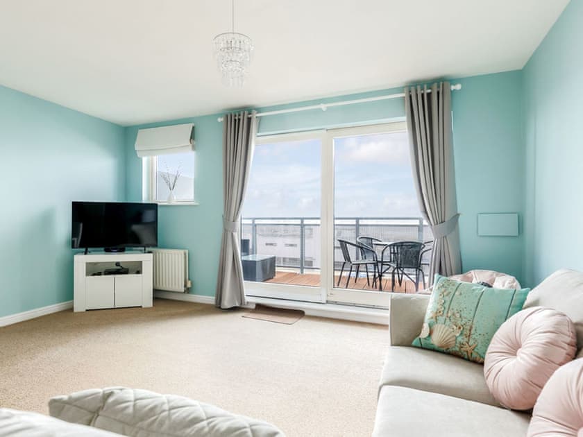 Open plan living space | Ocean Breeze, Poole