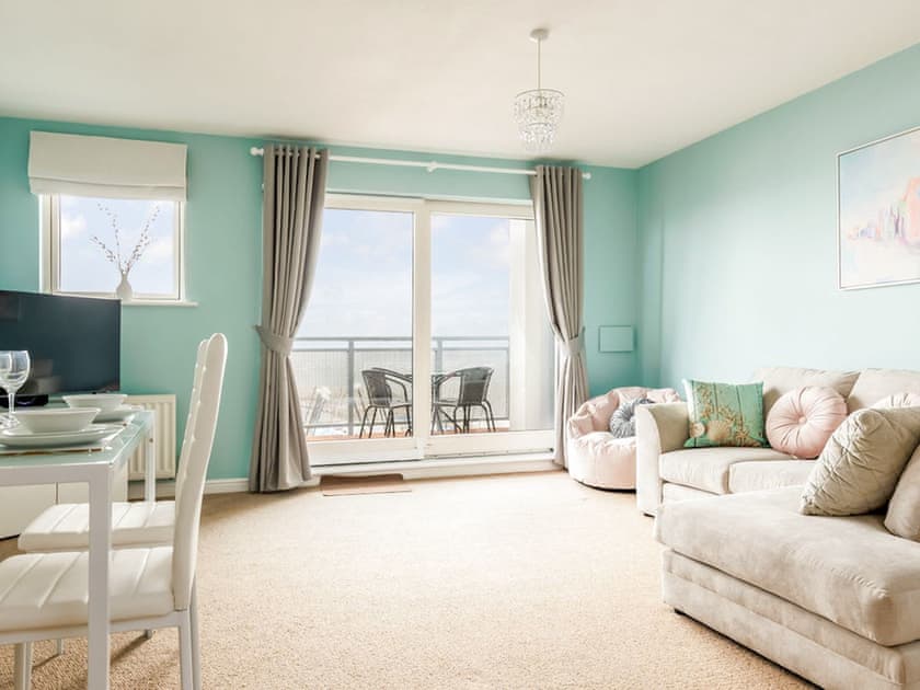 Open plan living space | Ocean Breeze, Poole