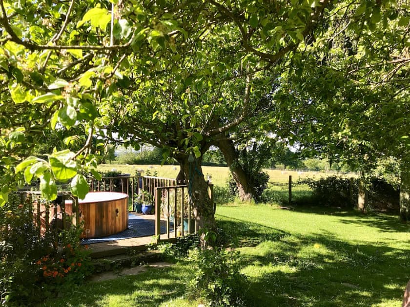 Garden | Treetops - Treetops Retreats, Hailsham