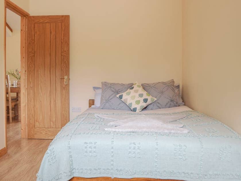 Double bedroom | Caws Cottage, Lancych, near Cenarth