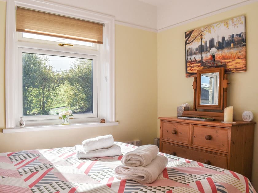 Double bedroom | Holme Valley Cottage, Holmfirth