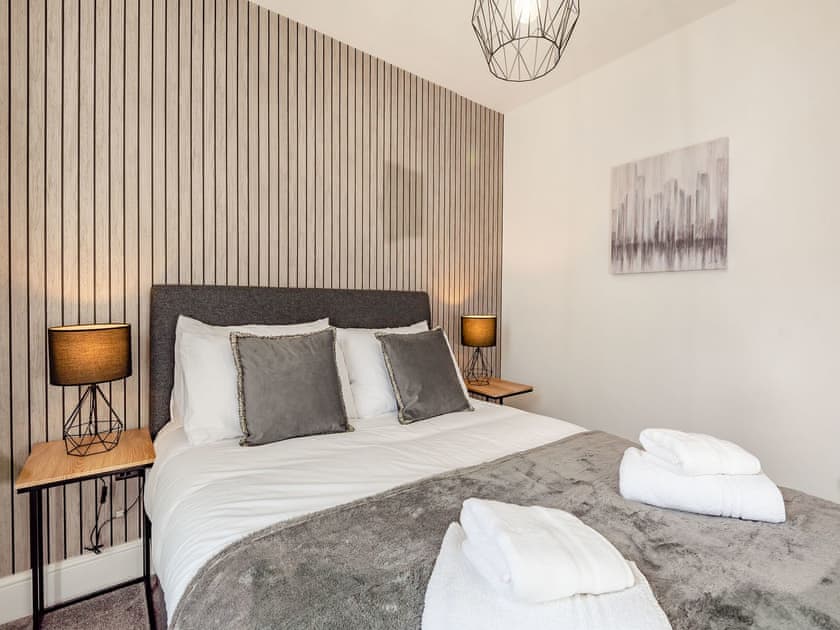 Double bedroom | Ida’s Place - St Andrews Cottages, Lincoln