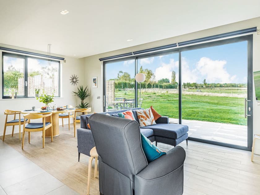 Open plan living space | Daisy Lodge - Meadow Lodges - Daisy Lodge, Boothby Pagnell