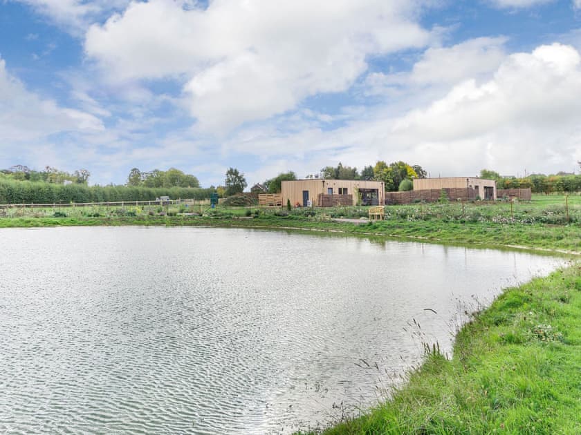 Garden and grounds | Daisy Lodge - Meadow Lodges - Daisy Lodge, Boothby Pagnell