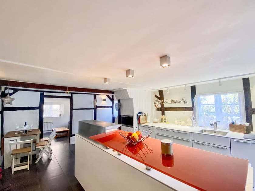 Kitchen | Mortimer Cottage, Wootton Rivers, near Marlborough