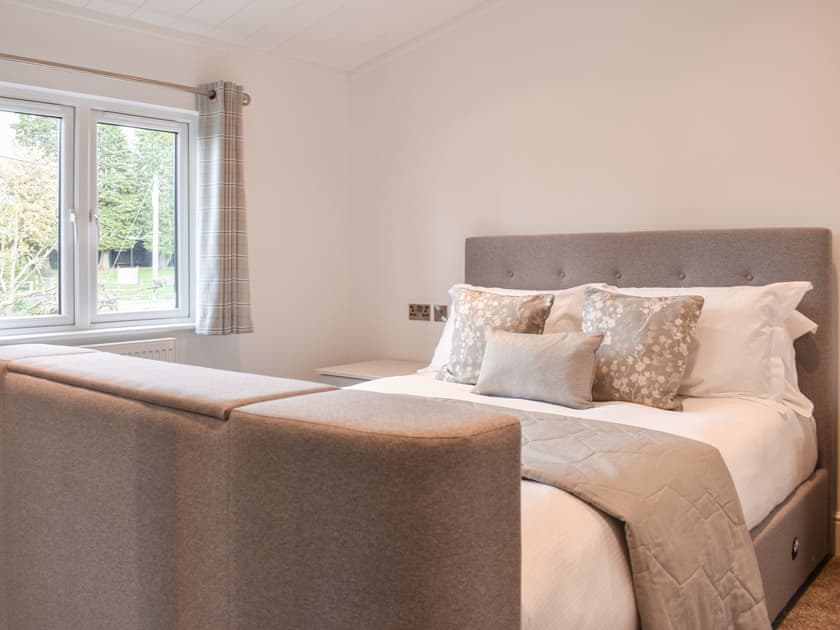Double bedroom | The Oaks - Oaklands Country Park, Great Strickland