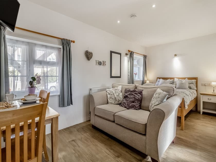Studio | Converted Stable No 3 - Sorrels Farm , Great Sampford, near Saffron Walden