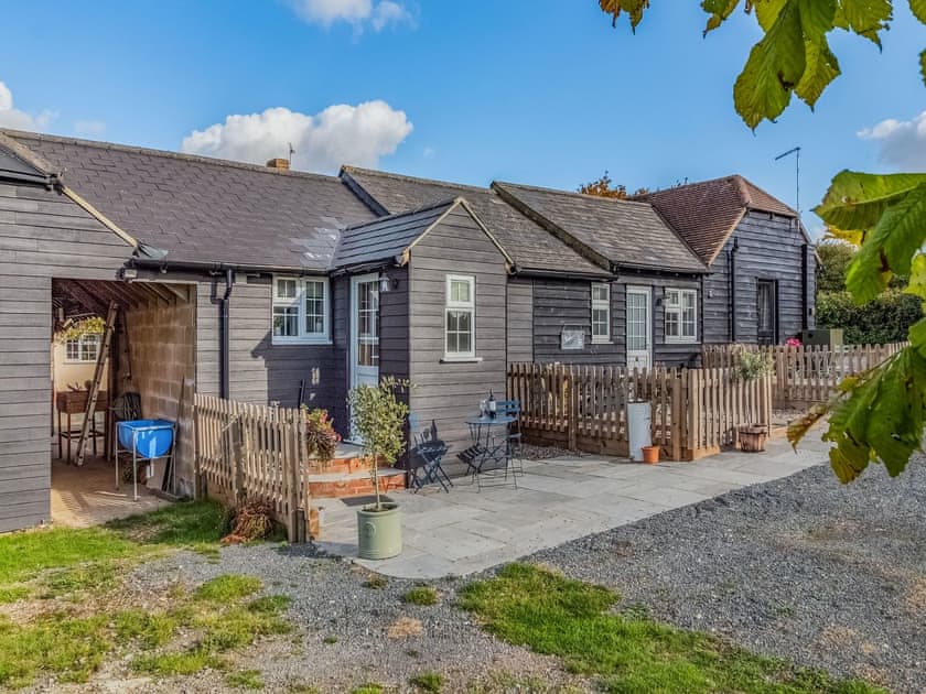 Exterior | Converted Stable No 3 - Sorrels Farm , Great Sampford, near Saffron Walden