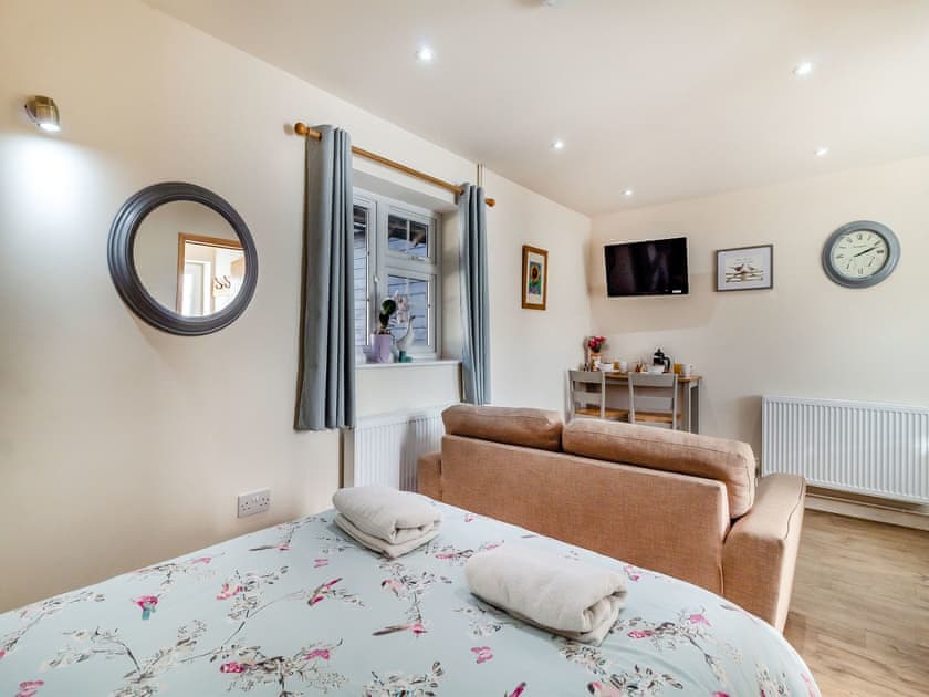Studio | Converted Stable No 2 - Sorrels Farm , Great Sampford, near Saffron Walden