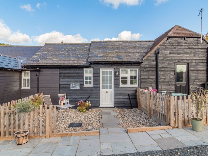 Exterior | Converted Stable No 2 - Sorrels Farm , Great Sampford, near Saffron Walden