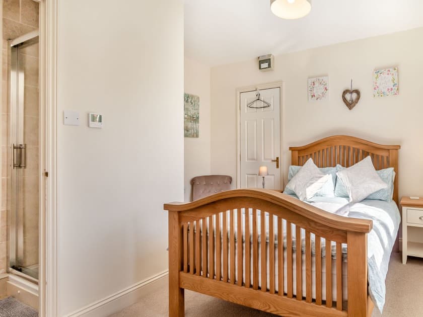 Double bedroom | Converted Stable No 1 - Sorrels Farm , Great Sampford, near Saffron Walden