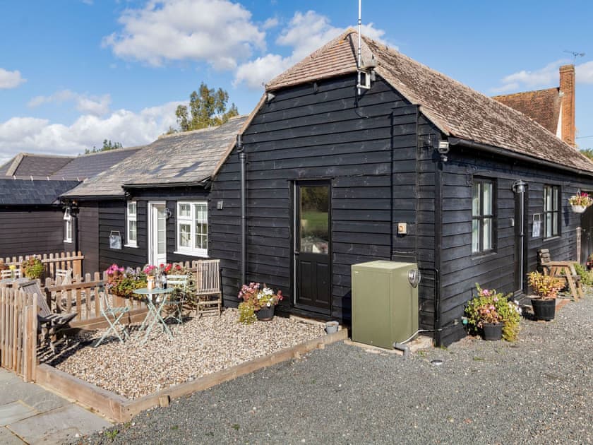Exterior | Converted Stable No 1 - Sorrels Farm , Great Sampford, near Saffron Walden