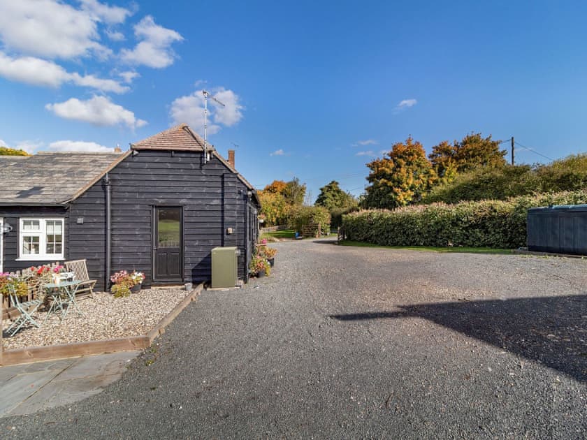 Exterior | Converted Stable No 1 - Sorrels Farm , Great Sampford, near Saffron Walden
