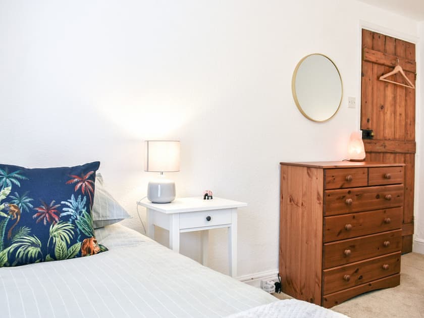 Twin bedroom | Riverside Cottage, Keswick