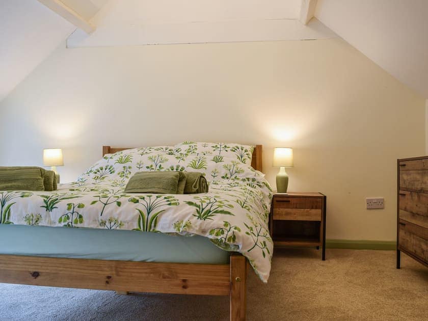 Double bedroom | Drapers Cottage, Lubenham, near Market Harborough